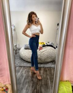 Pokimane Sex Tape & Nudes Twitch Streamer leaked!